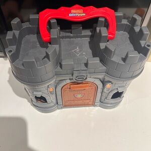Fisherprice little people castle